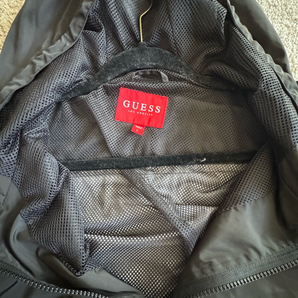 Guess Men's Pullover Half Zip Windbreaker (black silver & white) - Picture 4 of 7